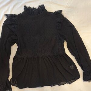 Stellah Black Ruffled Fitted Blouse
